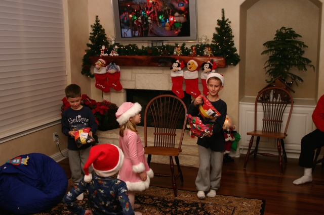 Hildebrand Christmas ScreenSaver/640x480_2006-12-24 Christmas Eve 100.jpg